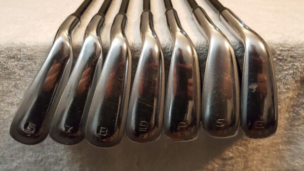 Used Cobra SZ Speedzone Iron Set (6-PW, GW, SW) 7 Irons - Graphite Senior Lite