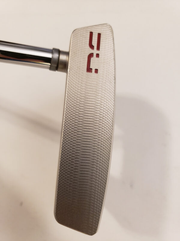 Used Never Compromise Reserve 4 Putter - 35" - RH - Image 2