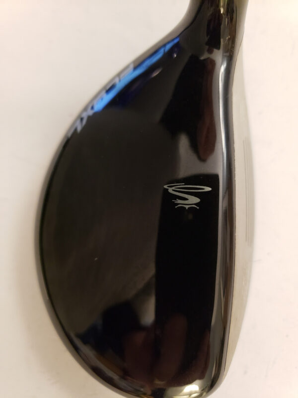 Used Cobra Fly XL - 5 Hybrid 23* - Stocka Graphite Cobra - Ladies - RH - Image 3