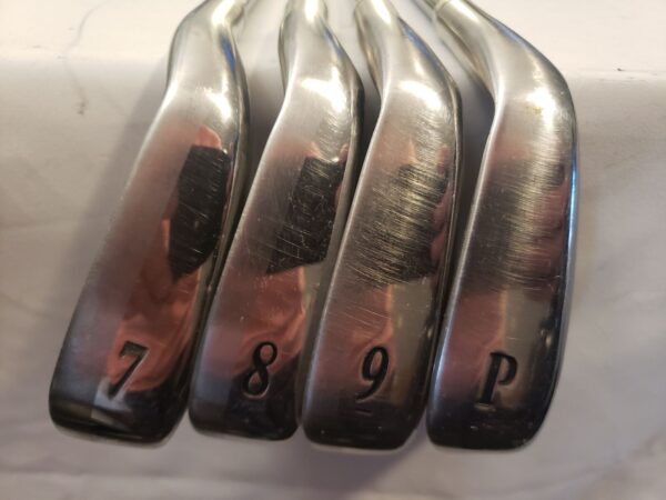 Used XXIO 12 Iron Set (7-PW) 4 Irons - Stock Graphite MP1200 47g DST Regular