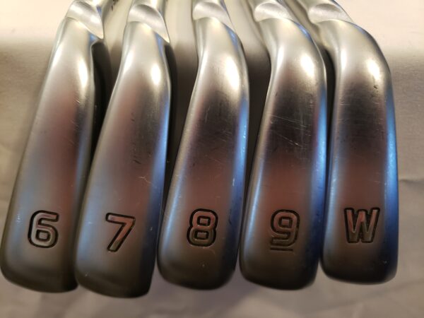 Used Ping i525 Iron Set (6-PW) 5 Irons - UST Recoil DART 75 F3 - Regular - RH