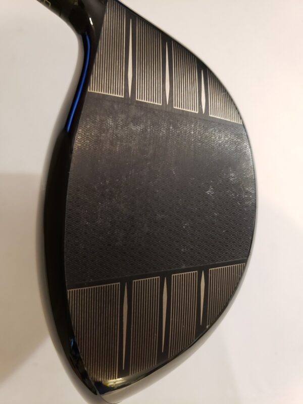 Used Titleist TSR2 Driver 11* - HZRDUS CB 5.0 - Senior - RH - Image 2